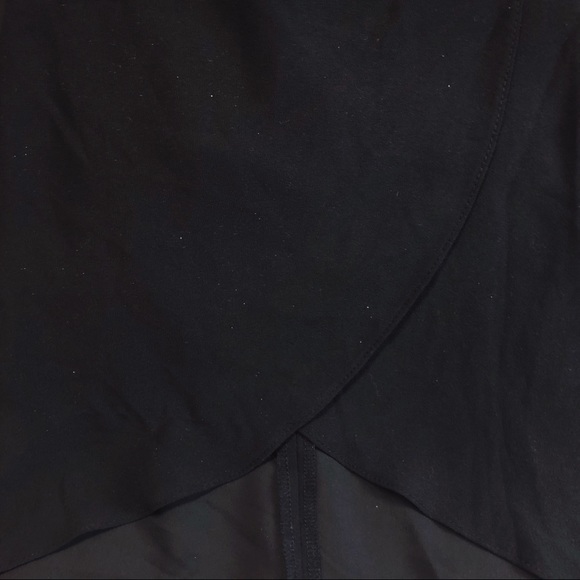 Black sleeveless blouse - Picture 6 of 6